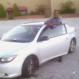 Meet your Posher, Kenneth